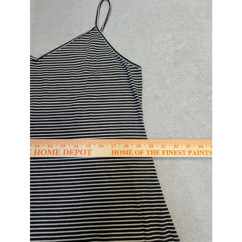 Unbranded this pre